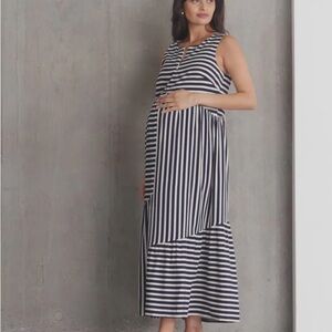Seraphine Zip-Front Tiered Maternity & Nursing Dress